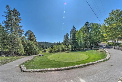 Charming Cloudcroft Cabin With Private Hot Tub!