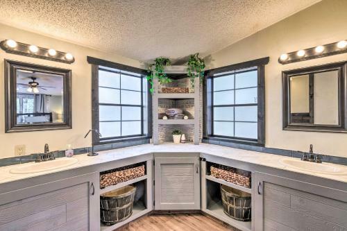 Lincoln Forest Retreat With Wraparound Deck!
