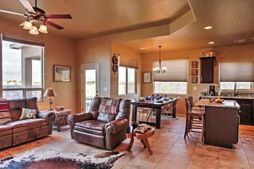 Las Cruces Home With Patio And Organ Mountain Views!