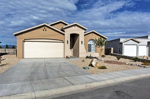 Las Cruces Home With Patio And Organ Mountain Views!