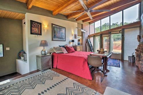 Apartamento Geometric Glorieta Studio On 11 Picturesque Acres!