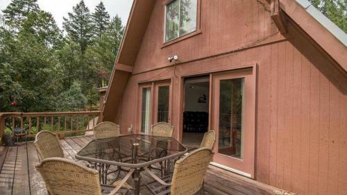 Trailhead Hideaway