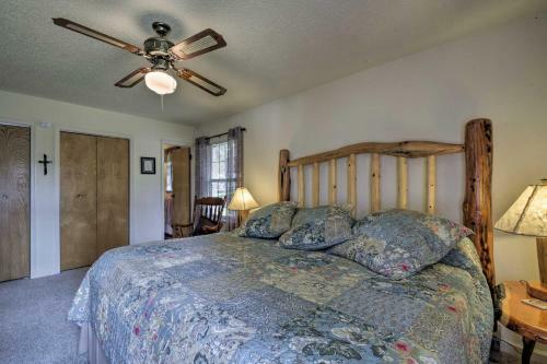 Ruidoso Cabin With Hot Tub And Golf Course Views!