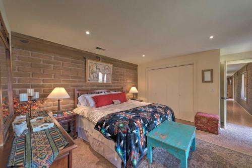 Rustic Ranch Retreat - 16 Mi To Ski Apache!