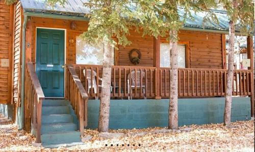 Cozy Bear 8, 1 Br, Fireplace, Midtown, Grill, Sleeps 4