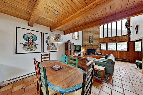 Apartamento Slopeside Penthouse With 2 Mountain-view Balconies Condo