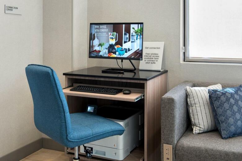Hotel Towneplace Suites By Marriott New York Brooklyn