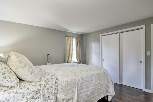 Renovated Buffalo Home With Screened-in Patio!