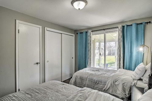 Renovated Buffalo Home With Screened-in Patio!