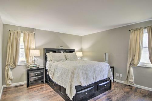 Renovated Buffalo Home With Screened-in Patio!