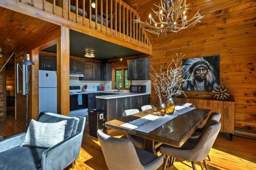 Catskill Chalet Cabin About 3 Mi From Belleayre Resort!