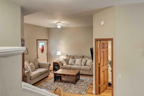 Unique Finger Lakes Home On Cayuga Wine Trail