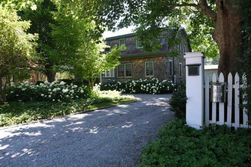 Southampton Village Home With Pool - 5 Min To Beach!