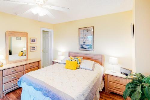 41057-2 Hwy 12 Islander Condo