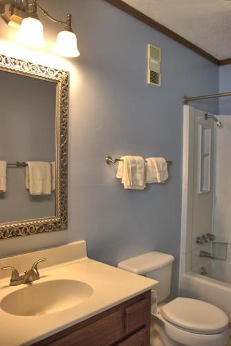 2102 - Silver 2 Bdrm - 1000 Sf Sleeps 4