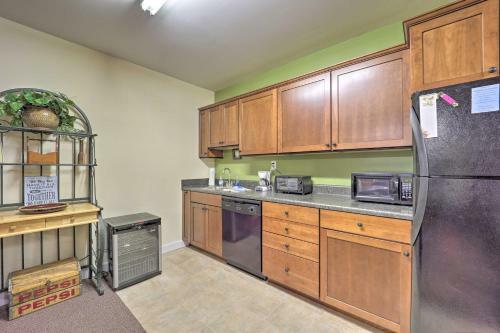 Quiet Family Home 2 Mi To Beech Mountain Resort!