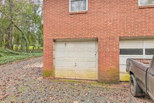 Apartamento Chic Charlotte Getaway - 5 Miles To Downtown!