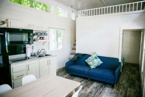 Lakefront Property Two Bedroom #37 At Long Cove Resort