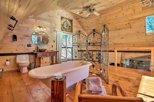 Da Barn Cashiers Area Cottage On Private Meadow!