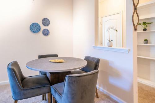 Apartamento Viagem Durham Beautiful 2br Patio And Parking
