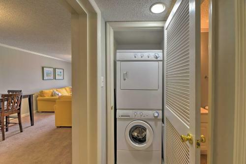 Apartamento Emerald Isle Resort-style Condo Walk To Beaches!