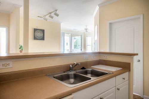 Apartamento Viagem - Durham - Stylish 2br With Patio & Pool