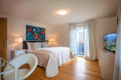 Hostal Pension Chalet Schott