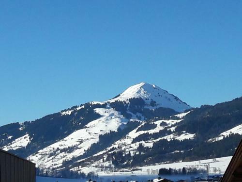 Hostal Pension Chalet Schott
