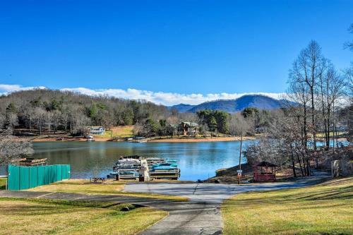 Bright Bungalow By Chatuge Lake Hike And Fish!