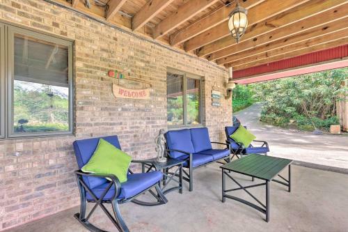 Apartamento Hendersonville Lake Apt With Dock, Deck And View!