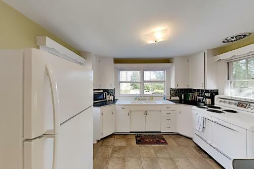 Vintner's Cottage At Burntshirt Vineyards Home