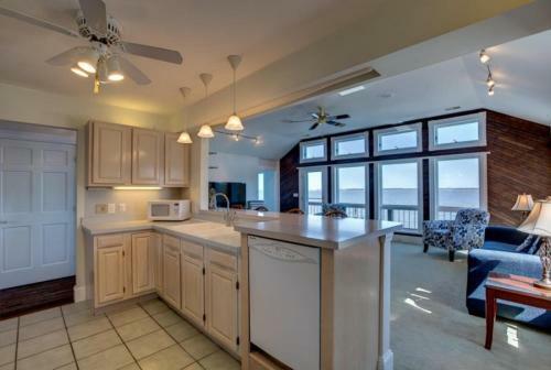 5550 - Lighthouse Pointe