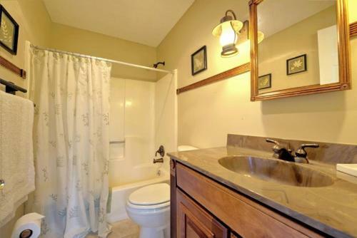 Boulder Ridge Home