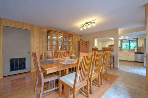 Boulder Ridge Home