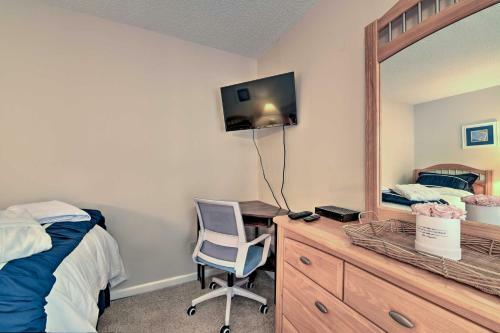 Apartamento Lakeview Condo With Resort Pool 2 Mi To Golf!