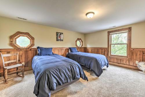 Remodeled Pittsboro Farmhouse On 220 Acres!