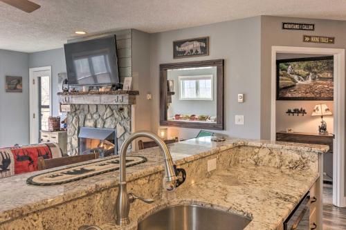 Apartamento Updated Seven Devils Condo With Deck And Mtn Views