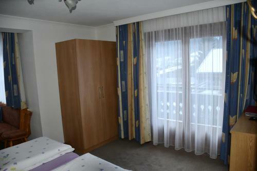 Hostal G�stehaus Brugger