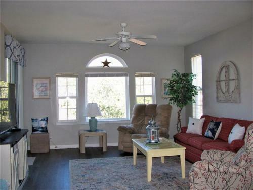 Sandpiper Pet Friendly Villa's By Sloane Realty Vacations