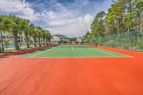 Apartamento Golf Retreat, Pool - Ideal Sunset Beach Spot!