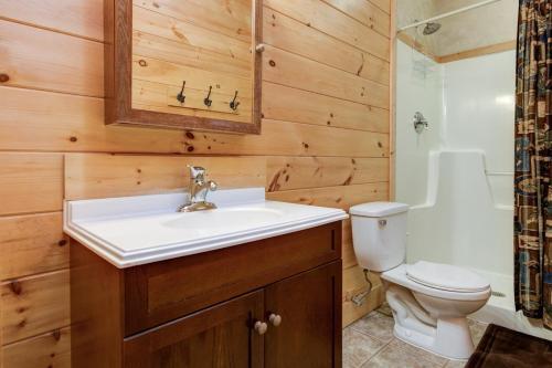 Daze Off Cabin Cabin