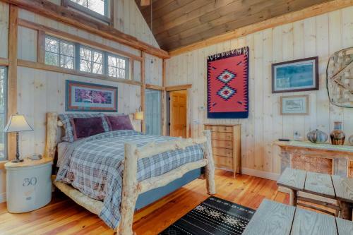 2 Bed 2 Bath Vacation Home In Whittier VI