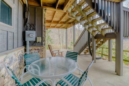 2 Bed 2 Bath Vacation Home In Whittier VI