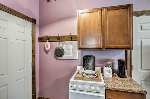 Ski-in And Ski-out Mansfield Studio Cottage With Grill!