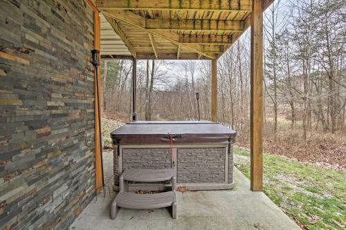 Rustic Cabin With Hot Tub - 7 Miles To Hocking Hills