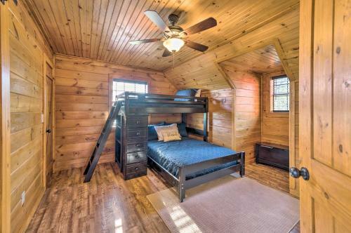 Broken Bow Retreat With Game Room And Hot Tub!