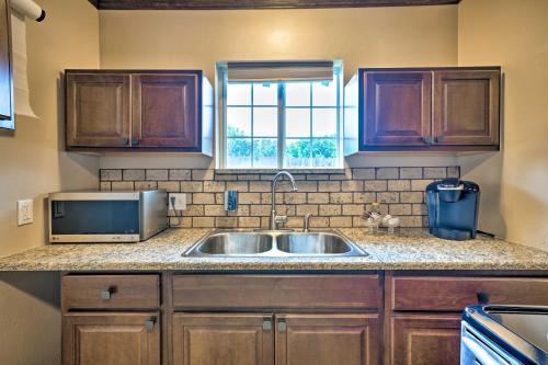 Oklahoma City House With Yard - 10 Mins To Downtown!
