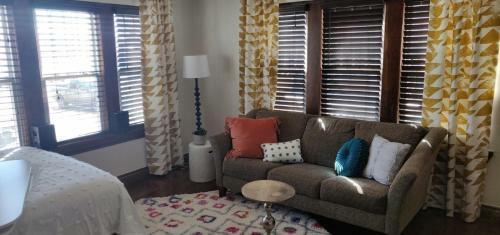 Apartamento Bright Okc Midtown Studio-coolest Neighborhood