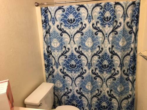 Quiet Townhouse Close To Fort Sill!