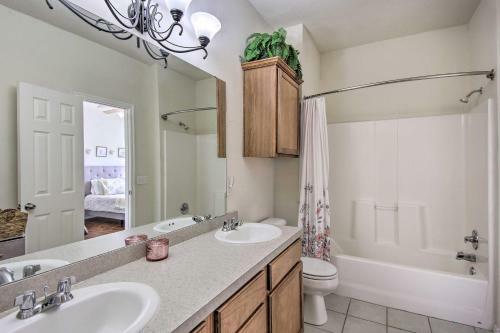 Okc Home Less Than 10 Mi To Myriad Botanical Gardens!